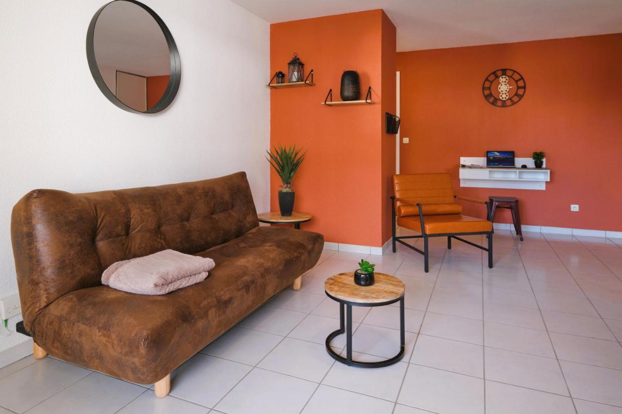 Confort ! Calme, Climatisation, Piscine, Parking Gratuit, Grande Terrasse, Netflix, Wifi Apartment *