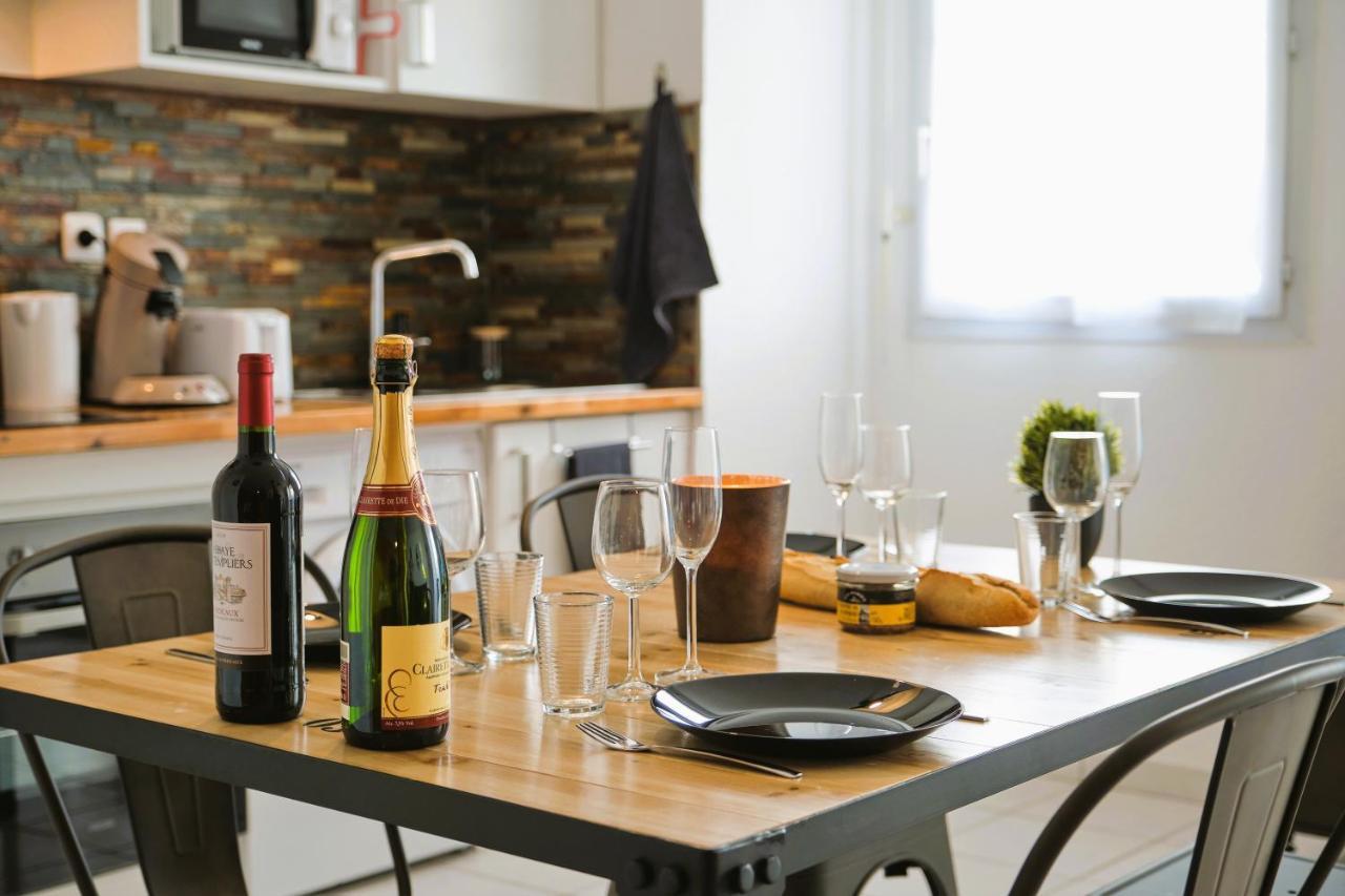 Apartment Confort ! Calme, Climatisation, Piscine, Parking Gratuit, Grande Terrasse, Netflix, Wifi