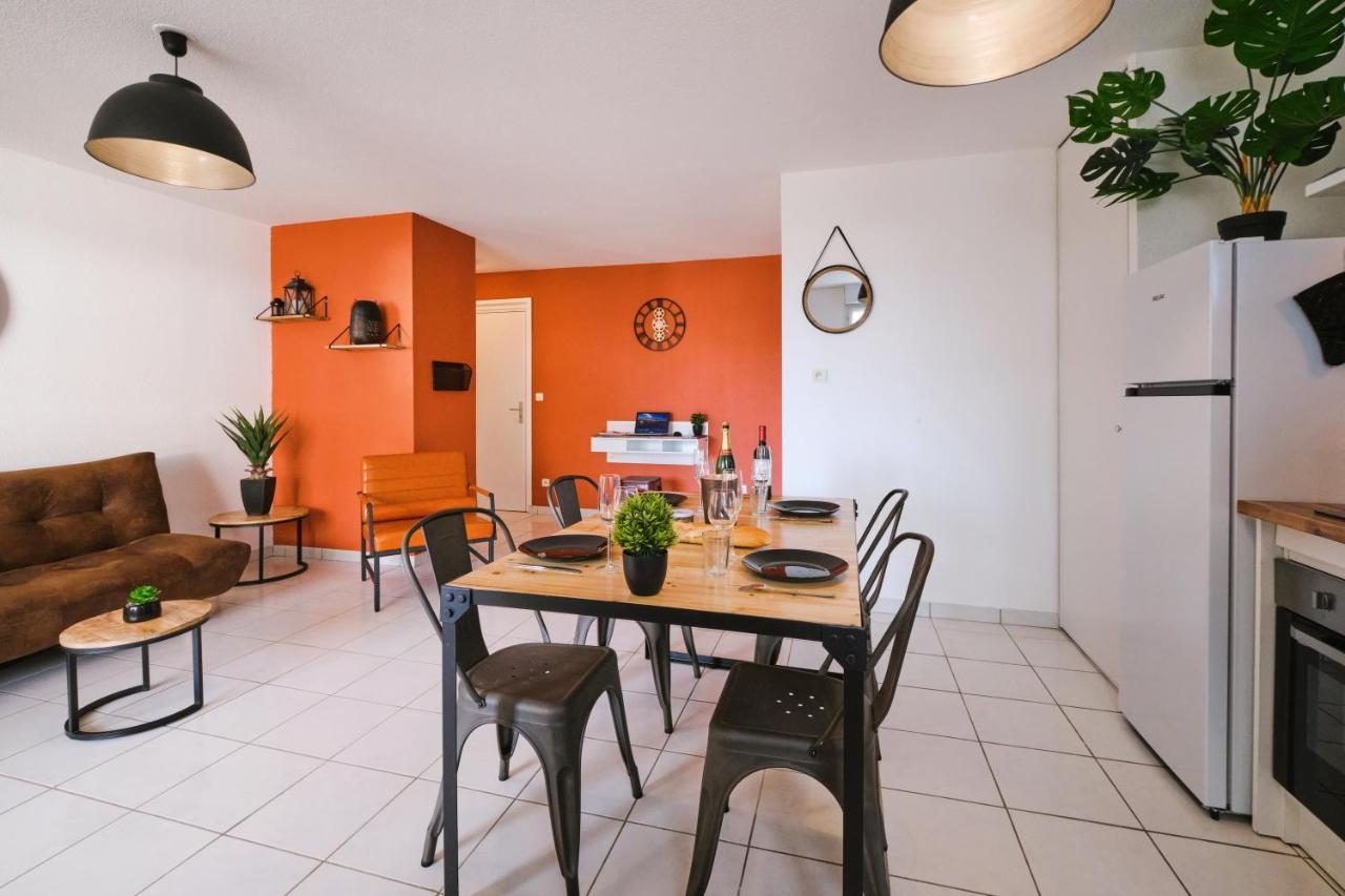 Confort ! Calme, Climatisation, Piscine, Parking Gratuit, Grande Terrasse, Netflix, Wifi Apartment Carcassonne