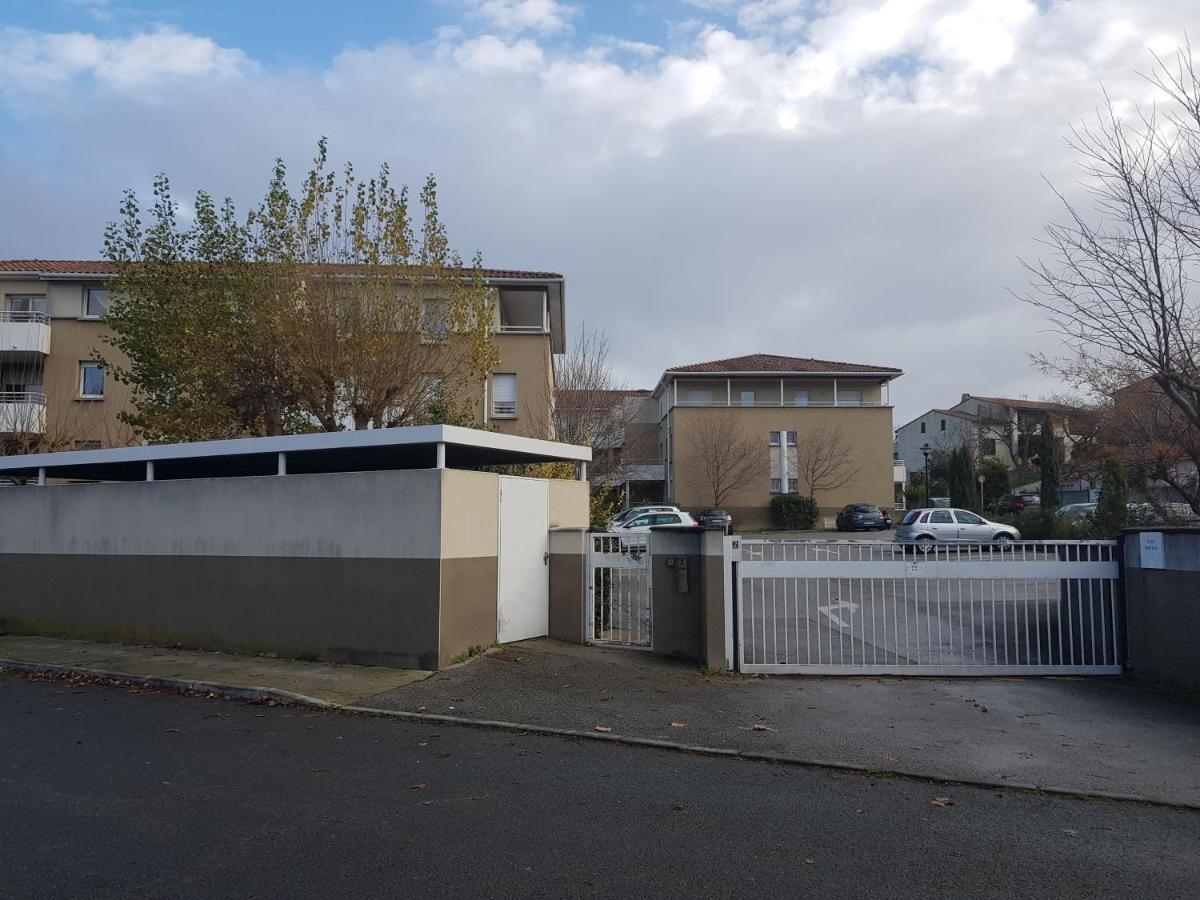Confort ! Calme, Climatisation, Piscine, Parking Gratuit, Grande Terrasse, Netflix, Wifi